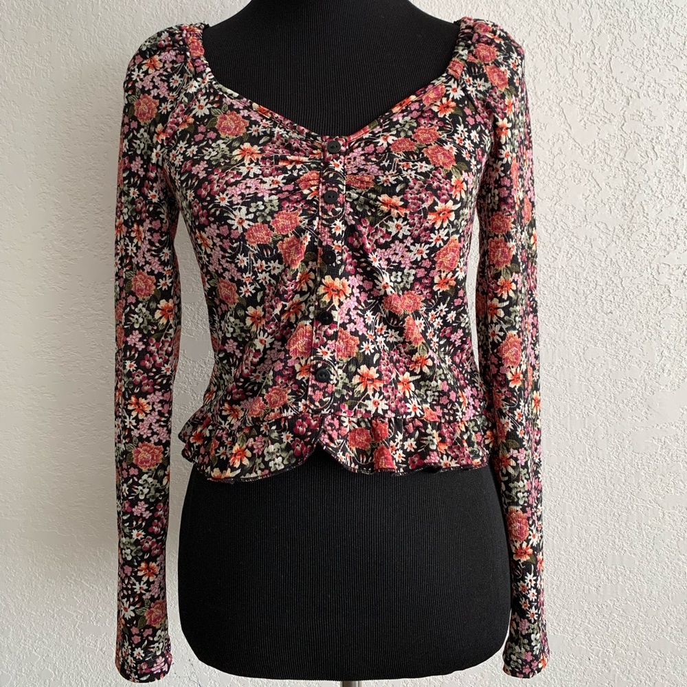 Floral Long Sleeve Crop Top